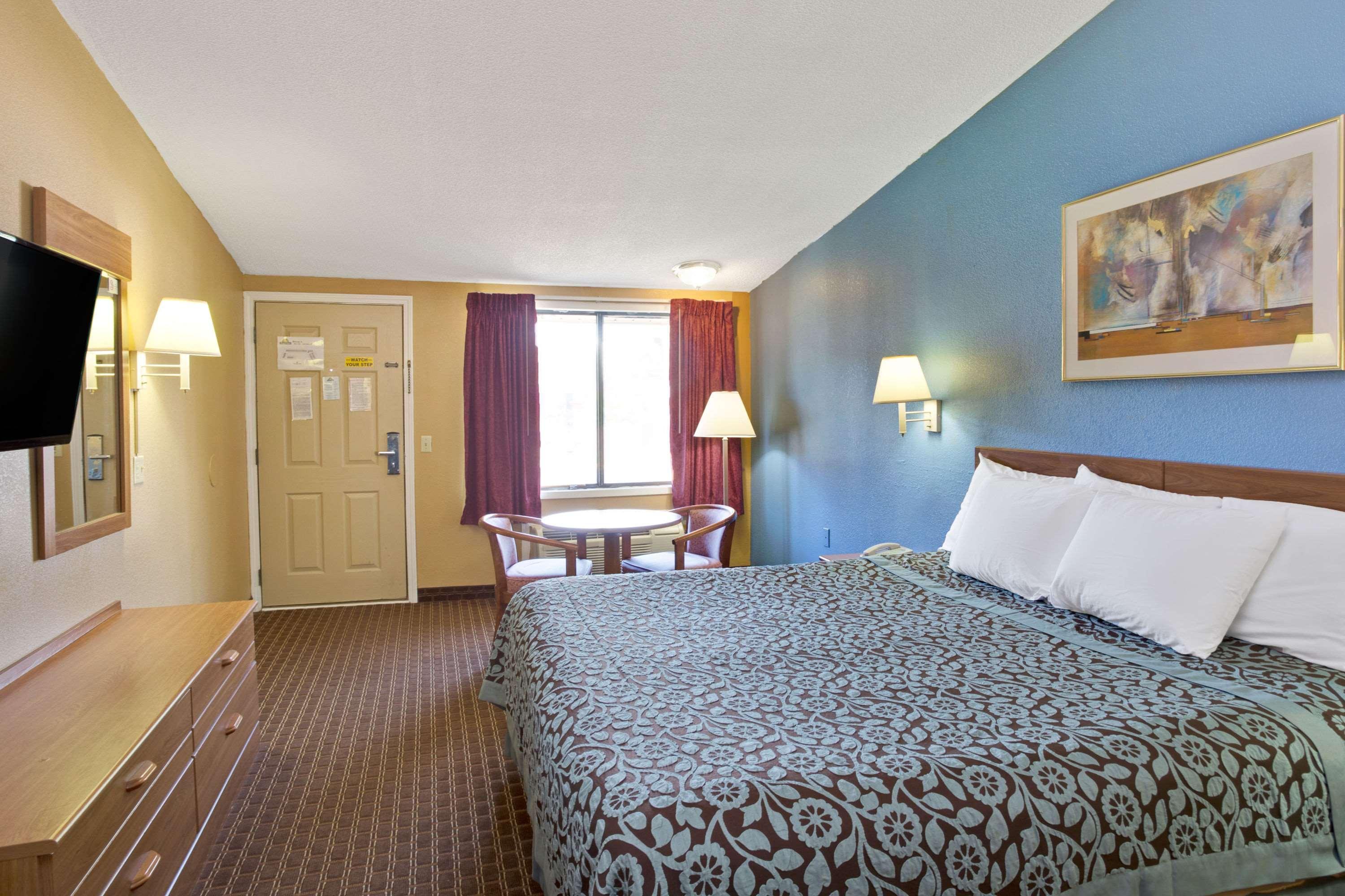 Days Inn By Wyndham Lawrenceville Eksteriør bilde
